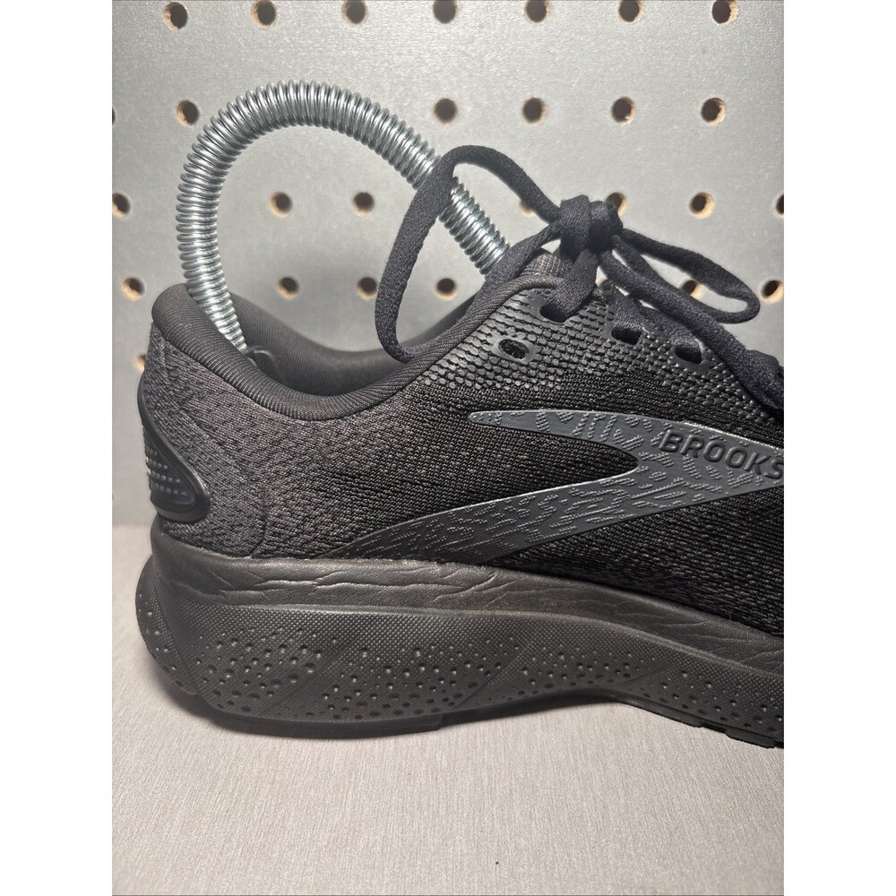 Brooks Ghost 16 Womens Size 6 Triple Black Running Shoes Sneakers 1204071B020 - Picture 8 of 14